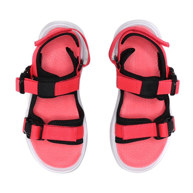 China Cheap OEM Fashion Soft Bottom Summer Beach Boys Girls Children Outdoor Sandals
