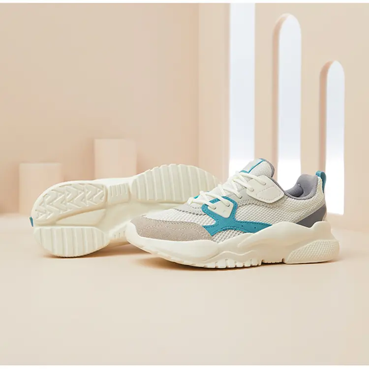 Custom Logo Fashion Casual Breathable Soft Sports Walking Shoes Women's Fashion Sneakers